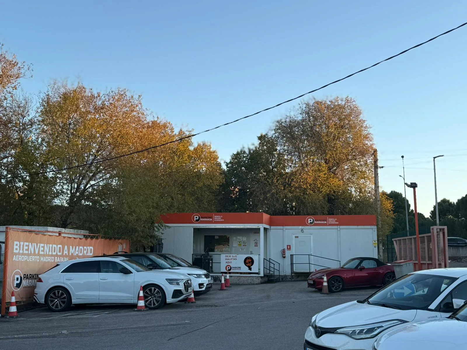 Recinto de parking vigilado